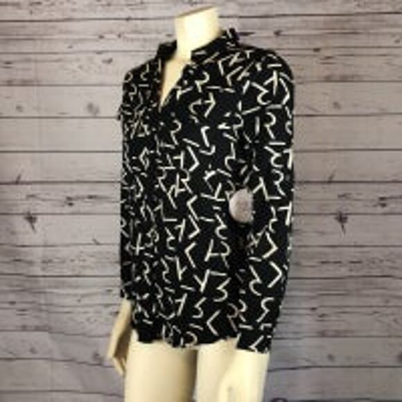 NWT Milk & Honey black & cream Abstract blouse size small - Picture 6 of 11